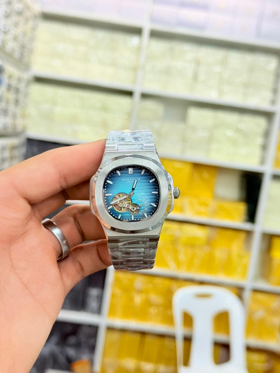 Watch Patek Philippe Nautilus - Image 10